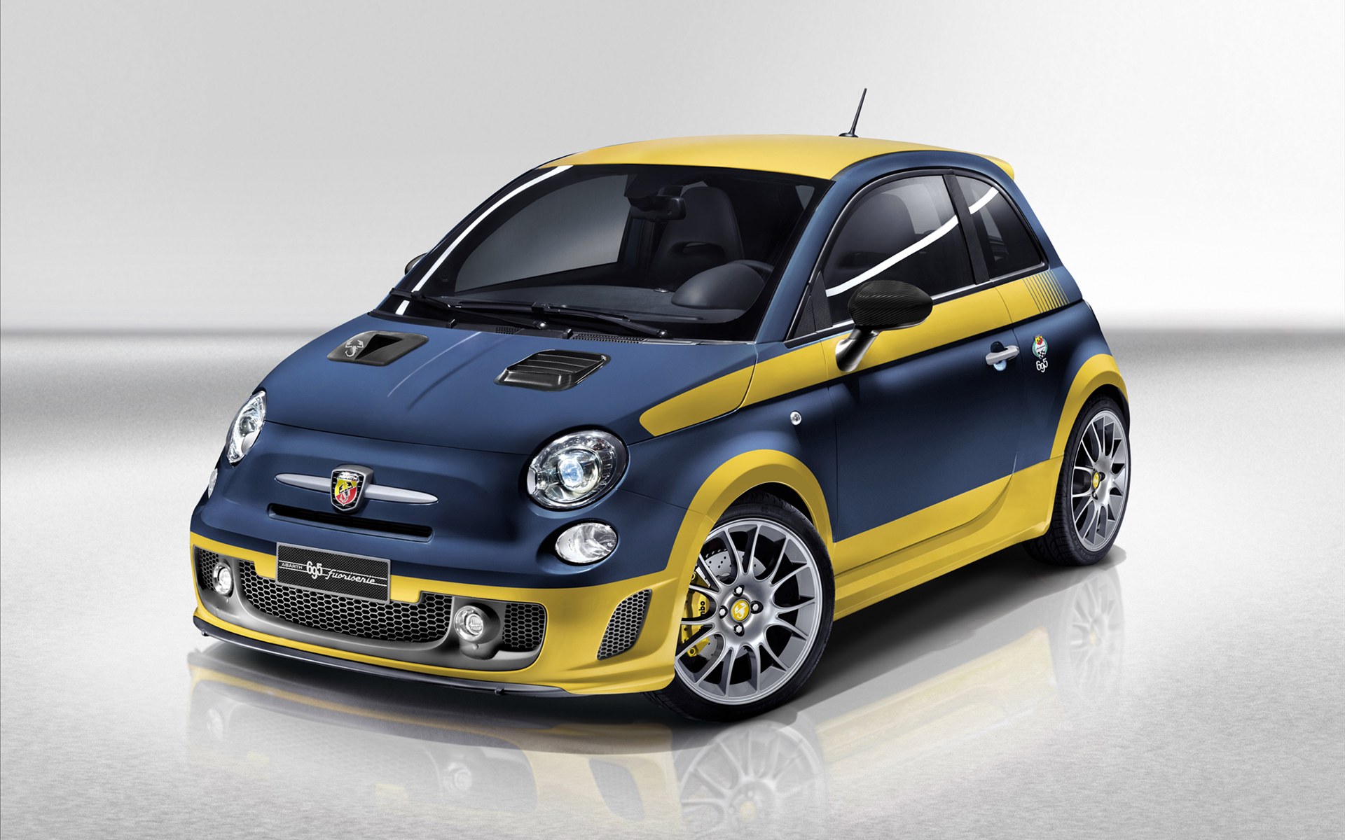 Abarth 695 Scorpione 2014